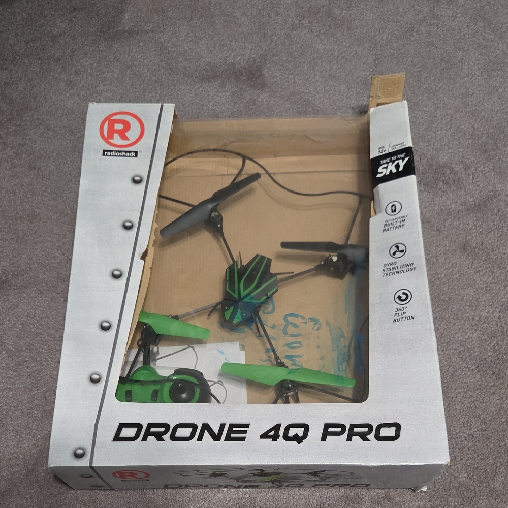 RadioShack Drone 4Q Pro - Green